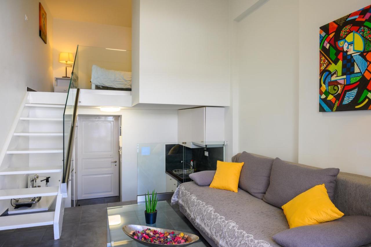 Luxury Studio Apartment In The City Center アイオス・ニコラオス エクステリア 写真