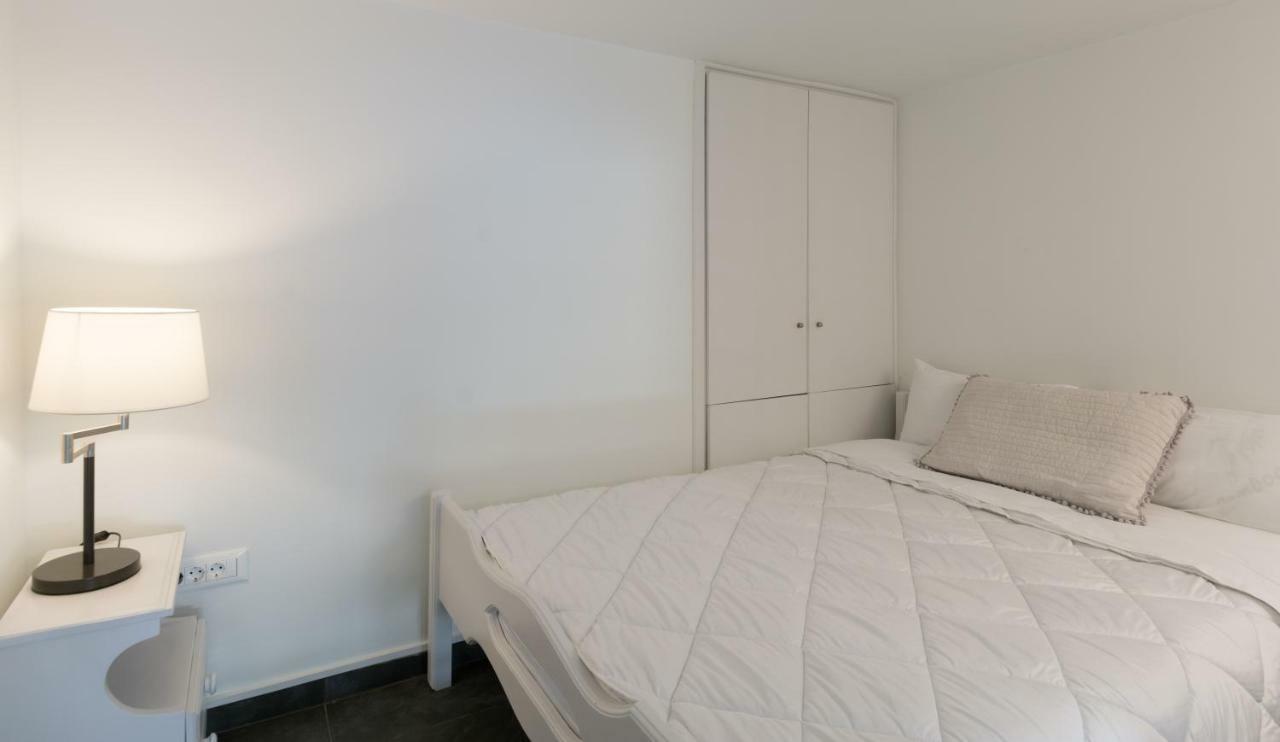 Luxury Studio Apartment In The City Center アイオス・ニコラオス エクステリア 写真