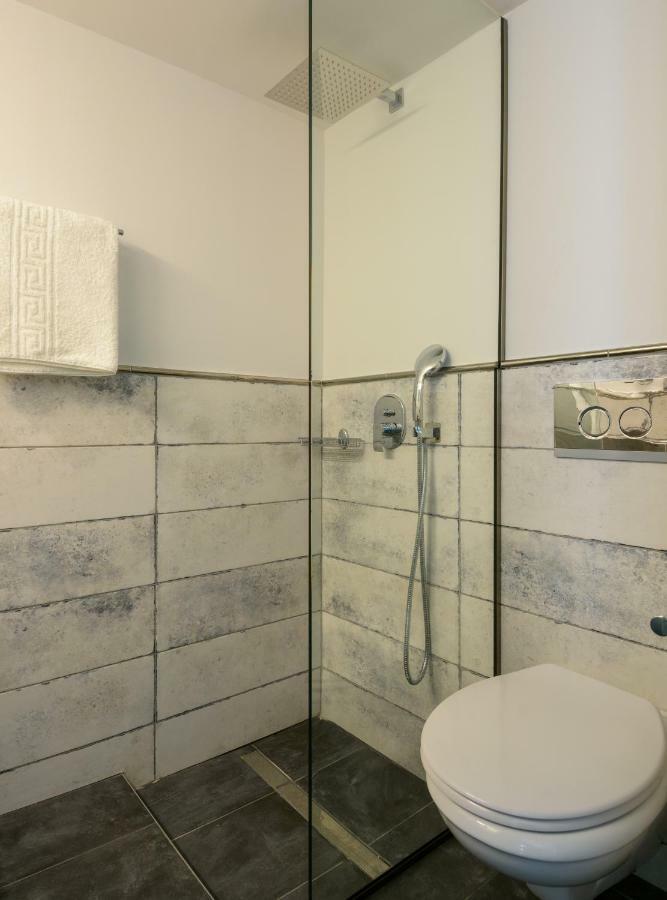 Luxury Studio Apartment In The City Center アイオス・ニコラオス エクステリア 写真